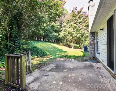 3411 Pondridge Court - Photo Thumbnail 31