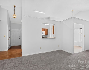 3411 Pondridge Court - Photo Thumbnail 6