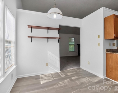 3411 Pondridge Court - Photo Thumbnail 9