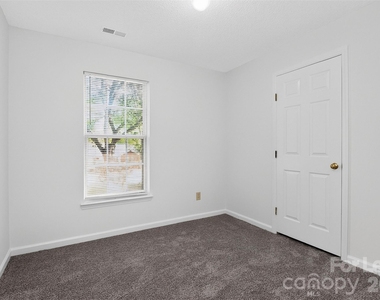 3411 Pondridge Court - Photo Thumbnail 19