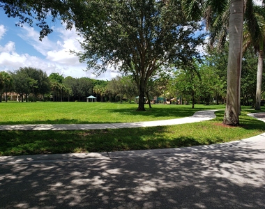 1445 E Bexley Park Drive - Photo Thumbnail 26