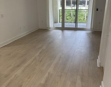 1218 Renaissance Way - Photo Thumbnail 7