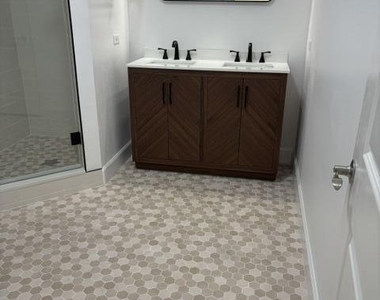 1218 Renaissance Way - Photo Thumbnail 13