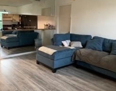 7161 Golf Colony Court - Photo Thumbnail 2