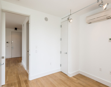 74 Maujer St - Photo Thumbnail 1