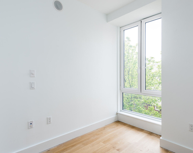 74 Maujer St - Photo Thumbnail 10