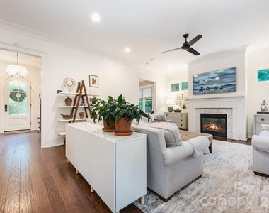 748 Ellsworth Road - Photo Thumbnail 8