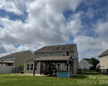 6308 Durango Way - Photo Thumbnail 41