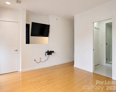 350 Viburnum Way Court - Photo Thumbnail 15