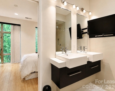 350 Viburnum Way Court - Photo Thumbnail 12