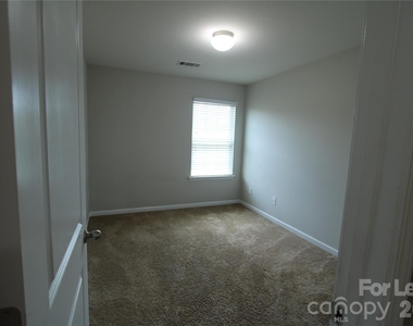 9348 Hamel Street - Photo Thumbnail 31