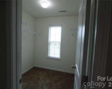 9348 Hamel Street - Photo Thumbnail 17