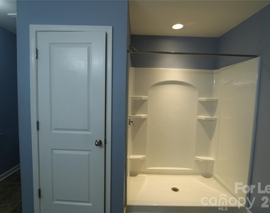 9348 Hamel Street - Photo Thumbnail 23