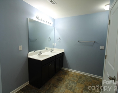 9348 Hamel Street - Photo Thumbnail 20