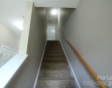 9348 Hamel Street - Photo Thumbnail 14