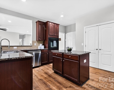 2258 Isaac Street - Photo Thumbnail 34
