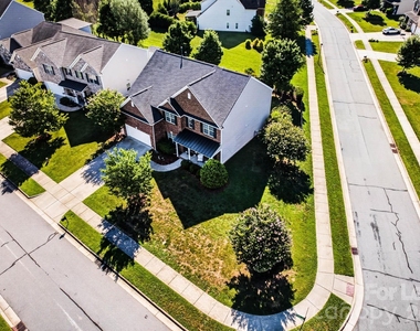2258 Isaac Street - Photo Thumbnail 15