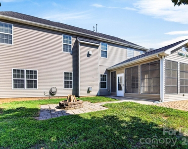 2258 Isaac Street - Photo Thumbnail 8