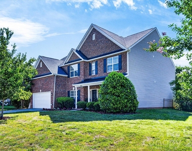 2258 Isaac Street - Photo Thumbnail 4