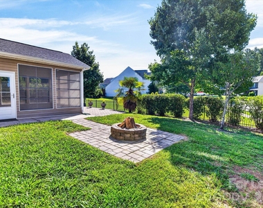 2258 Isaac Street - Photo Thumbnail 10