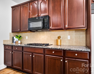 2258 Isaac Street - Photo Thumbnail 37