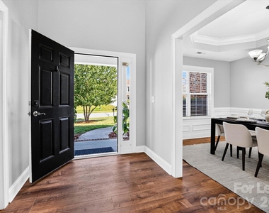 2258 Isaac Street - Photo Thumbnail 21