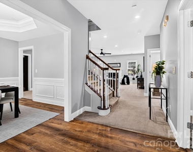 2258 Isaac Street - Photo Thumbnail 22