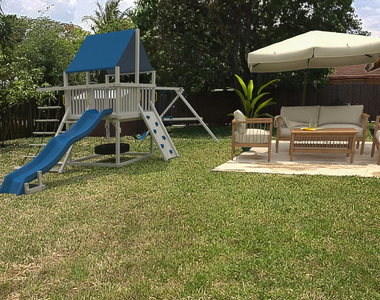 9209 Southampton Place - Photo Thumbnail 1