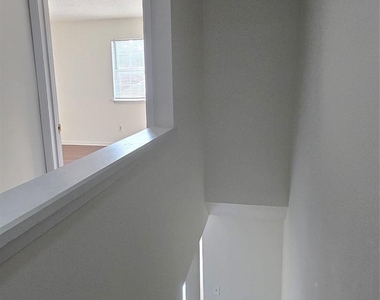 3109 Heathstead Place - Photo Thumbnail 13