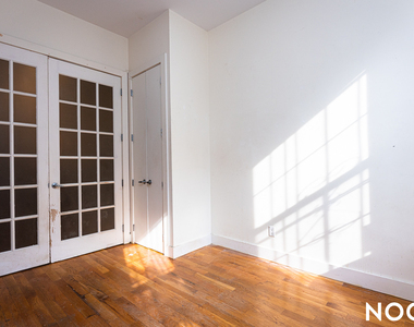 243 Irving Ave - Photo Thumbnail 14