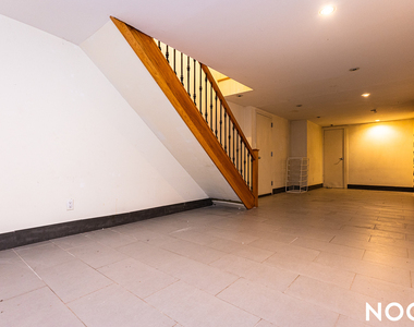 243 Irving Ave - Photo Thumbnail 2