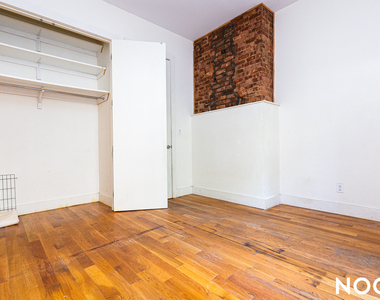 243 Irving Ave - Photo Thumbnail 16