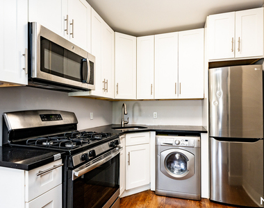 135 Decatur St - Photo Thumbnail 4