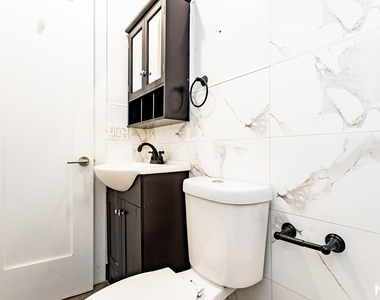 135 Decatur St - Photo Thumbnail 7