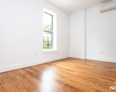 791 Sterling Pl - Photo Thumbnail 3