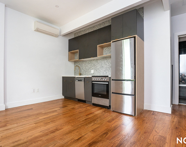 791 Sterling Pl - Photo Thumbnail 12