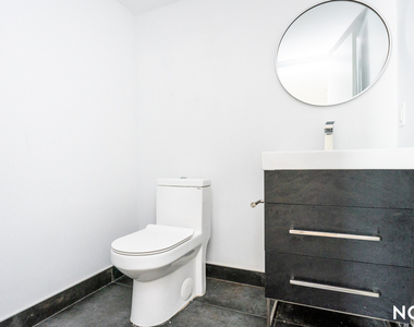 791 Sterling Pl - Photo Thumbnail 4
