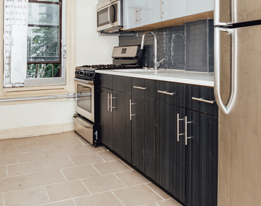 380 St Johns Pl - Photo Thumbnail 2