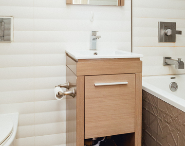 380 St Johns Pl - Photo Thumbnail 3