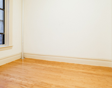 380 St Johns Pl - Photo Thumbnail 7