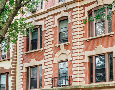 380 St Johns Pl - Photo Thumbnail 15