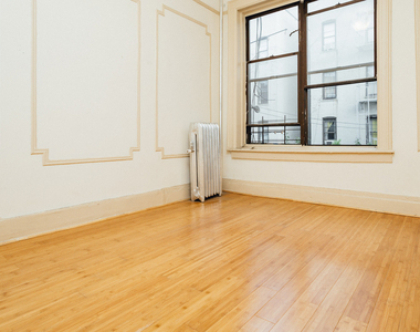 380 St Johns Pl - Photo Thumbnail 11