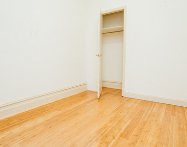 380 St Johns Pl - Photo Thumbnail 8