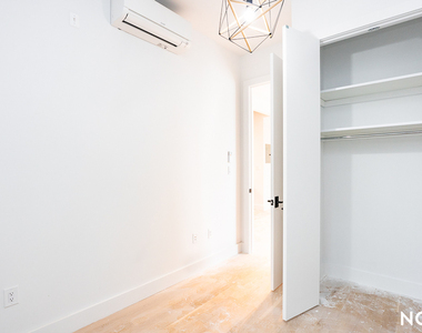 987 Bedford Ave - Photo Thumbnail 13