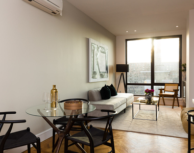 321 Wythe Ave - Photo Thumbnail 10