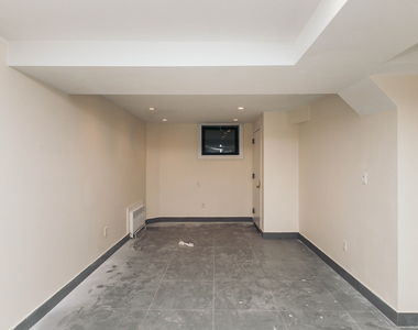 179 Knickerbocker Ave - Photo Thumbnail 8