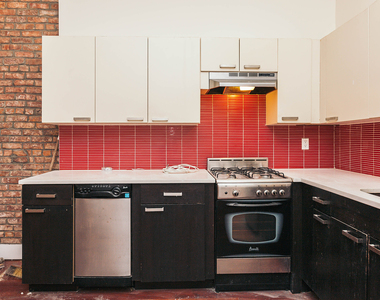 179 Knickerbocker Ave - Photo Thumbnail 12