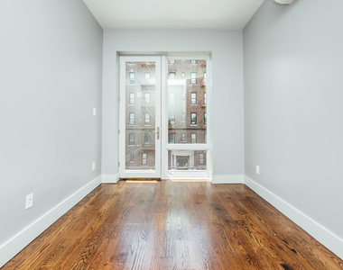 287 Maple St - Photo Thumbnail 9