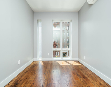 287 Maple St - Photo Thumbnail 10