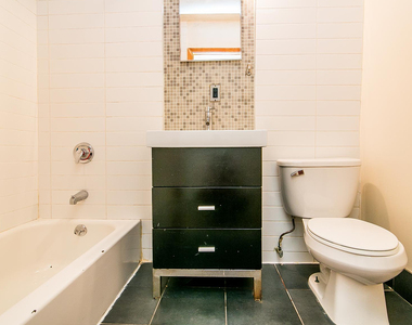 269 Melrose St - Photo Thumbnail 7